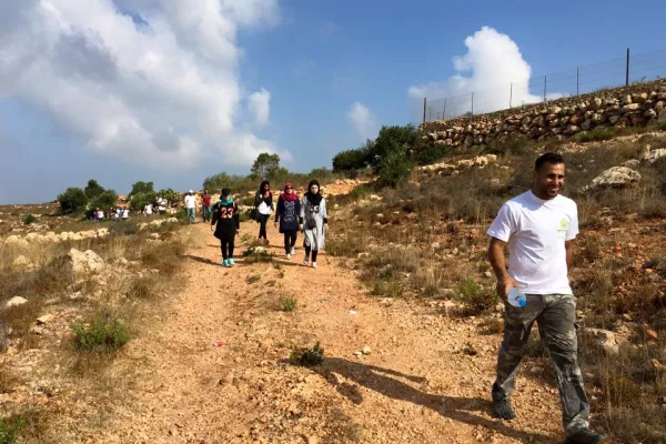The Fifth Hike to Explore Wadi Zbeqin and Declare It a Natural Reserve gallery