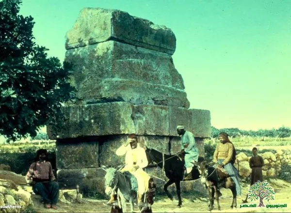 ناووس ملك صور التاريخي حيرام